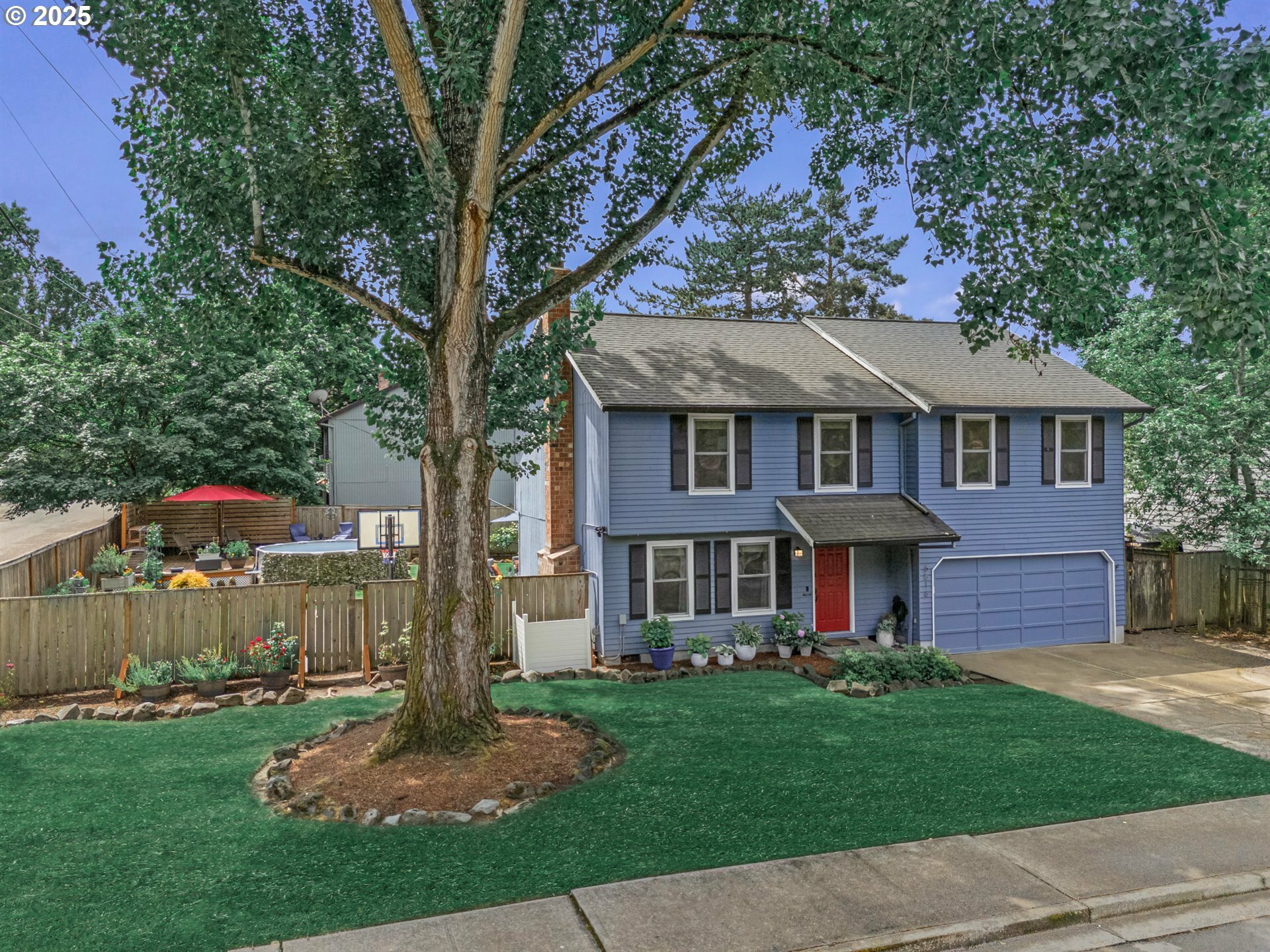 Property Photo: 6516 SW Locust St OR 97223