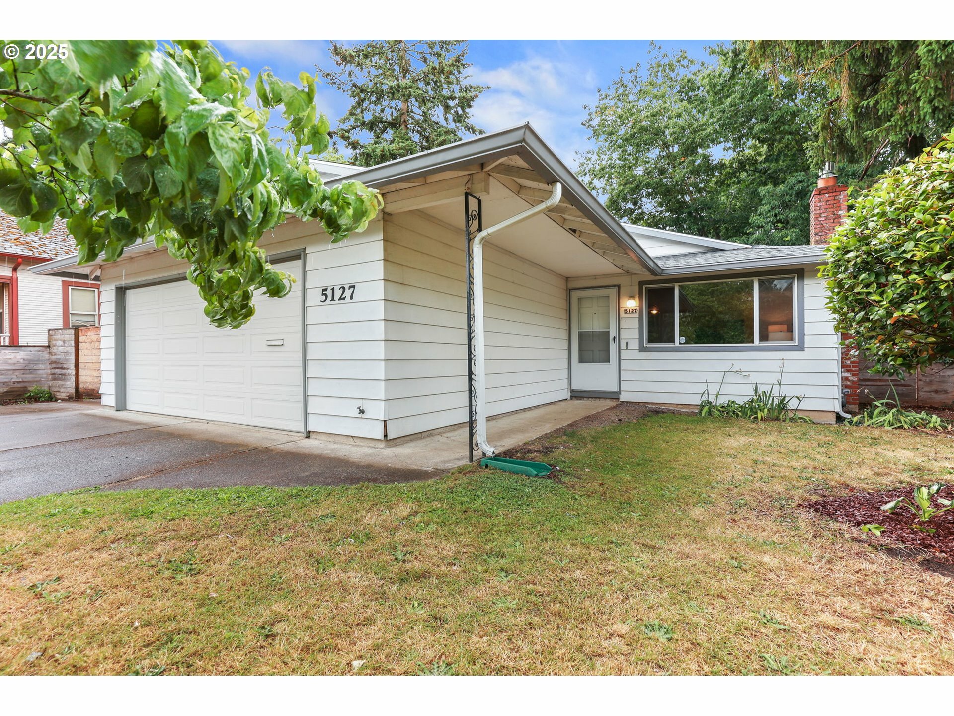 5127 SE 67th Ave  Portland OR 97206 photo