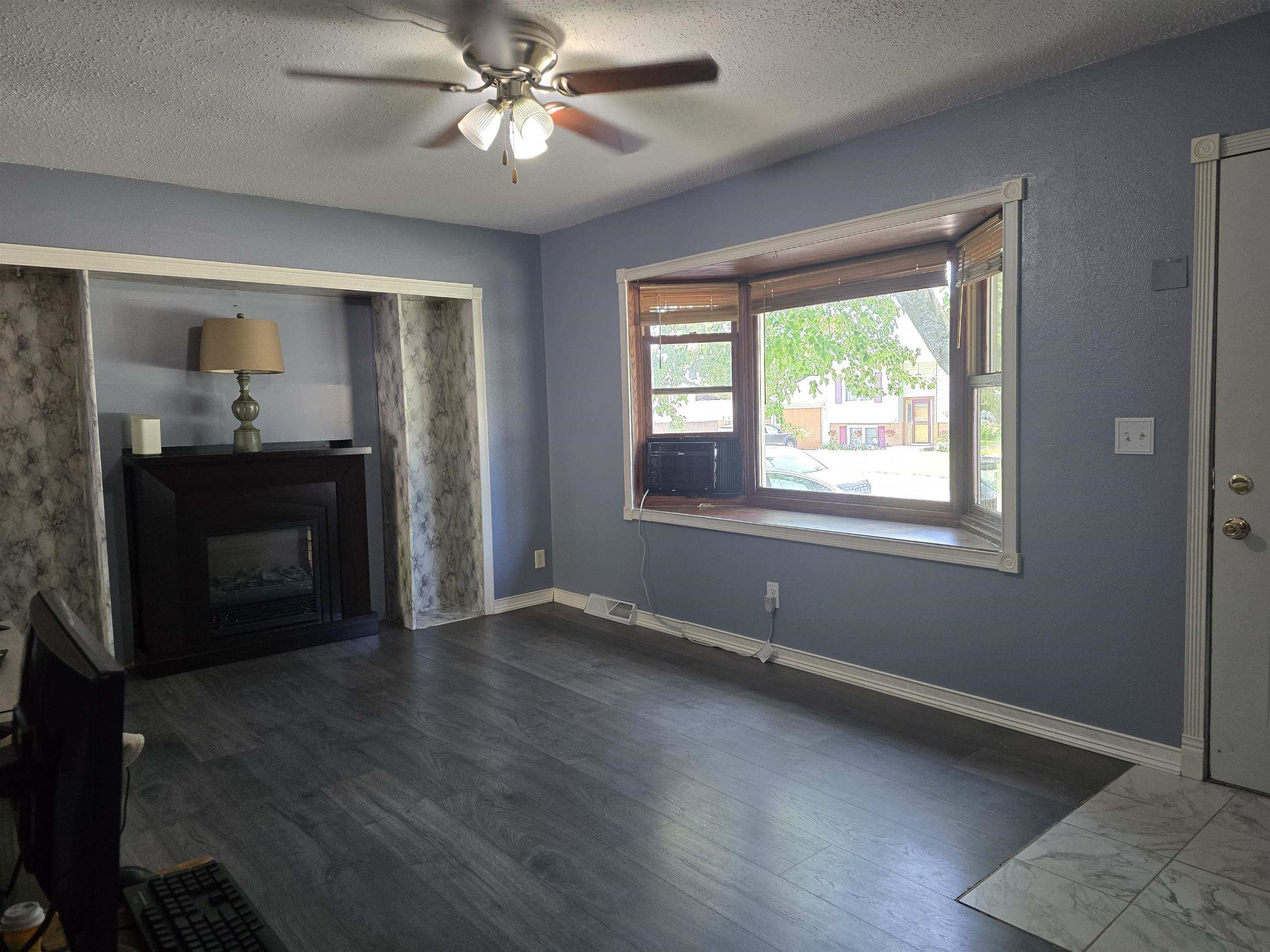 Property Photo: 1822 9th Avenue IL 61008