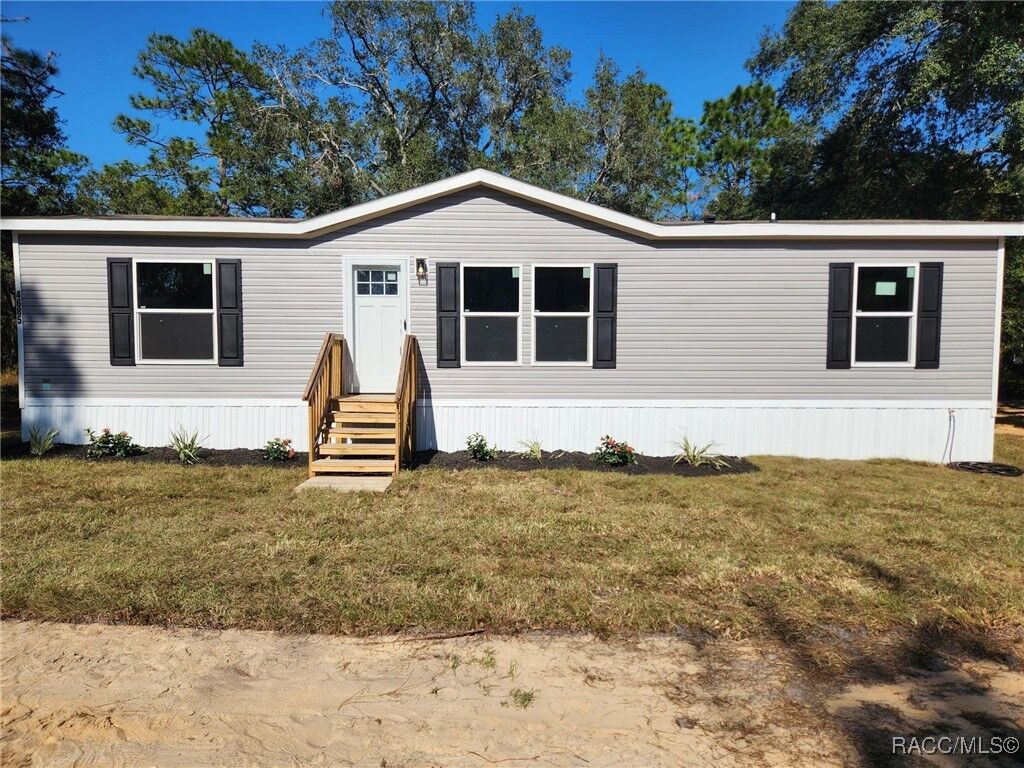 Property Photo:  4685 W Bobby Court  FL 34461 