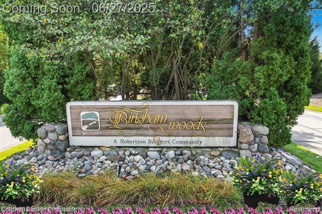 30715 River Crossing Street  Bingham Farms Vlg MI 48025 photo