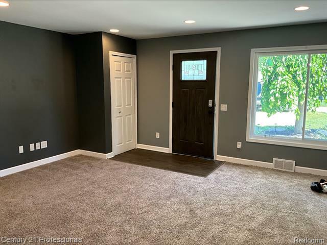 Property Photo: 4155 Meigs Avenue MI 48329