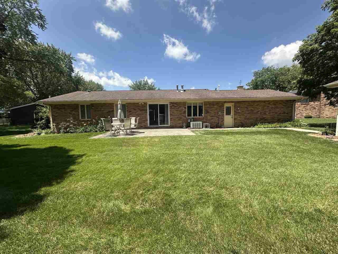 Property Photo: 3191 Woodgate Way IN 47374