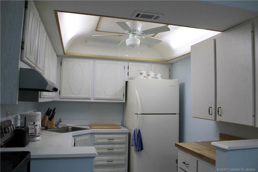 Property Photo: 2600 S Kanner Highway C3 FL 34994