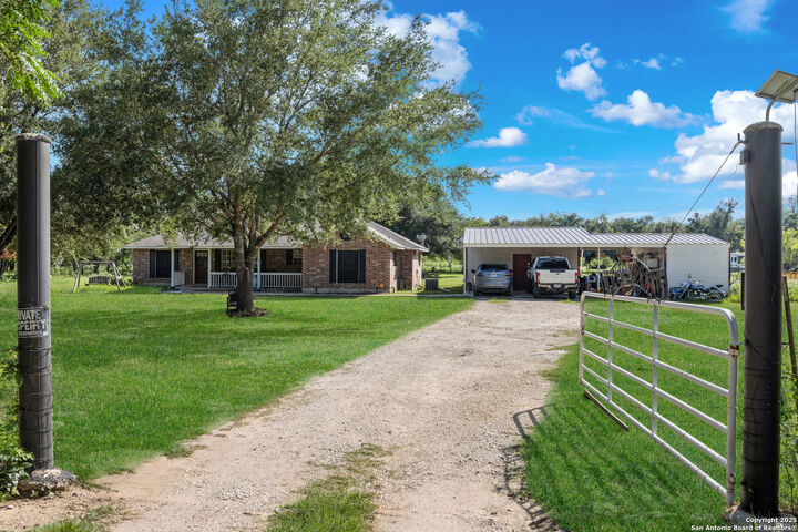 Property Photo: 15563 S Skaggs TX 78002
