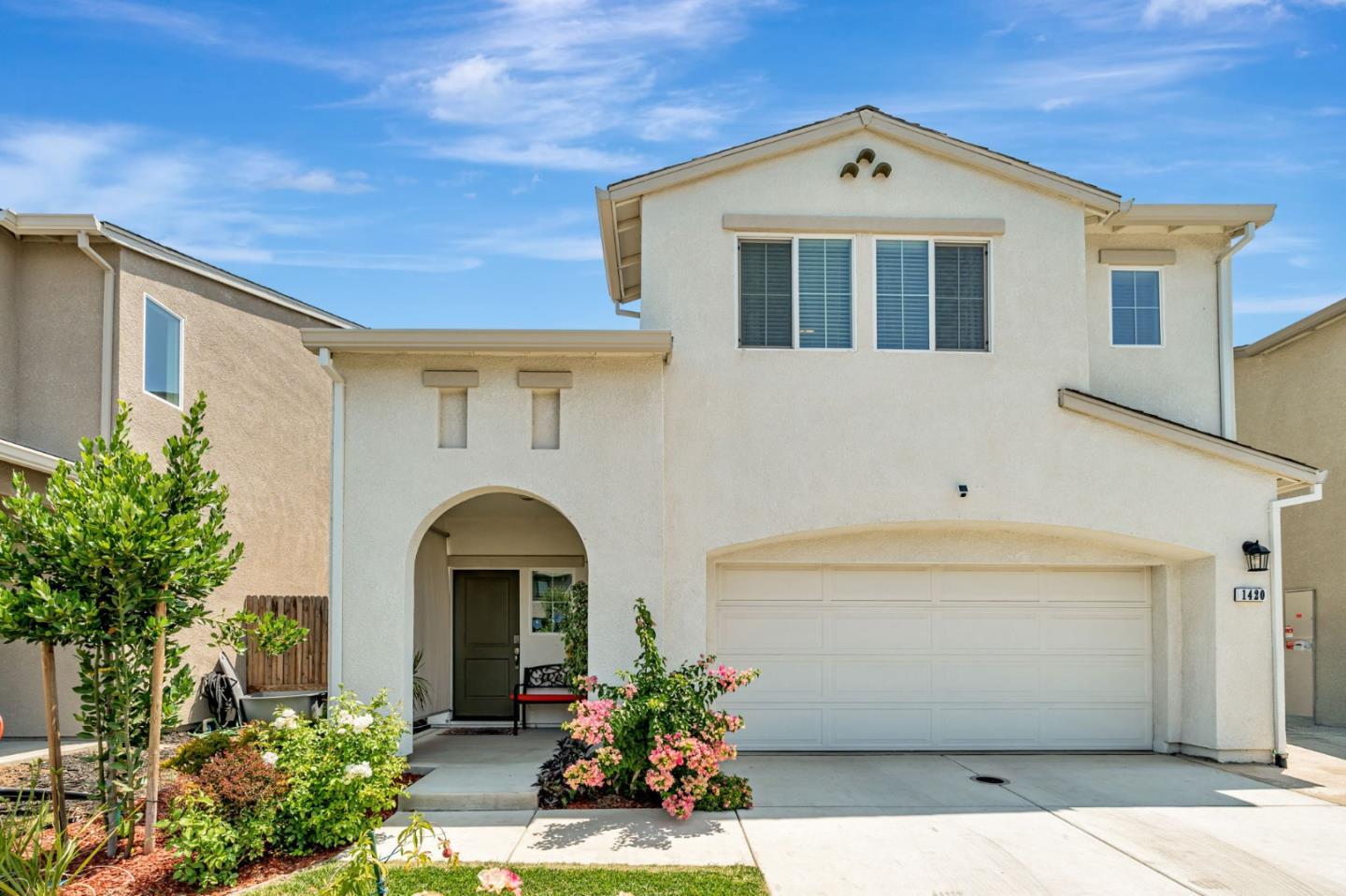 Property Photo: 1420 Primitivo Lane CA 95336