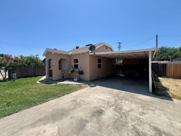 Property Photo: 473 East Avenue CA 95322