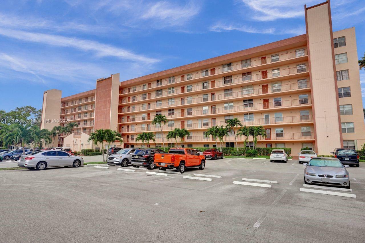 Property Photo: 14671 Bonaire Blvd 510 FL 33446