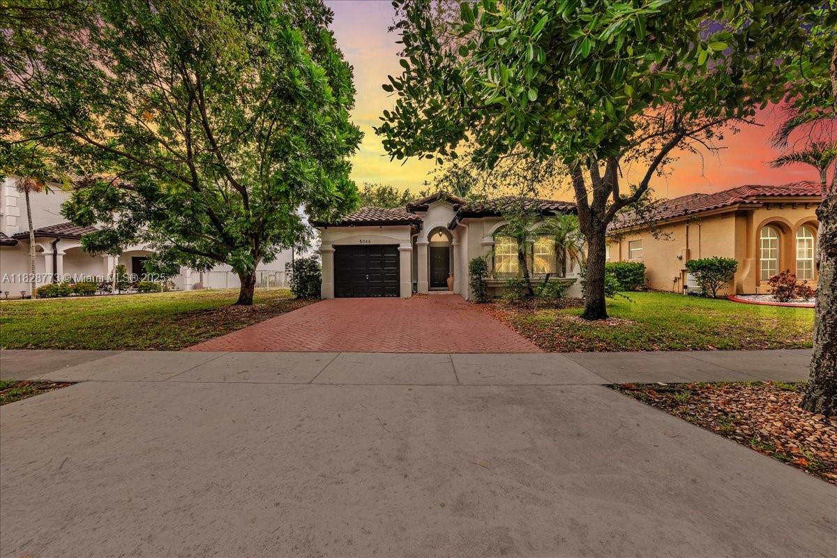 5046 SW 137th Ter  Miramar FL 33027 photo