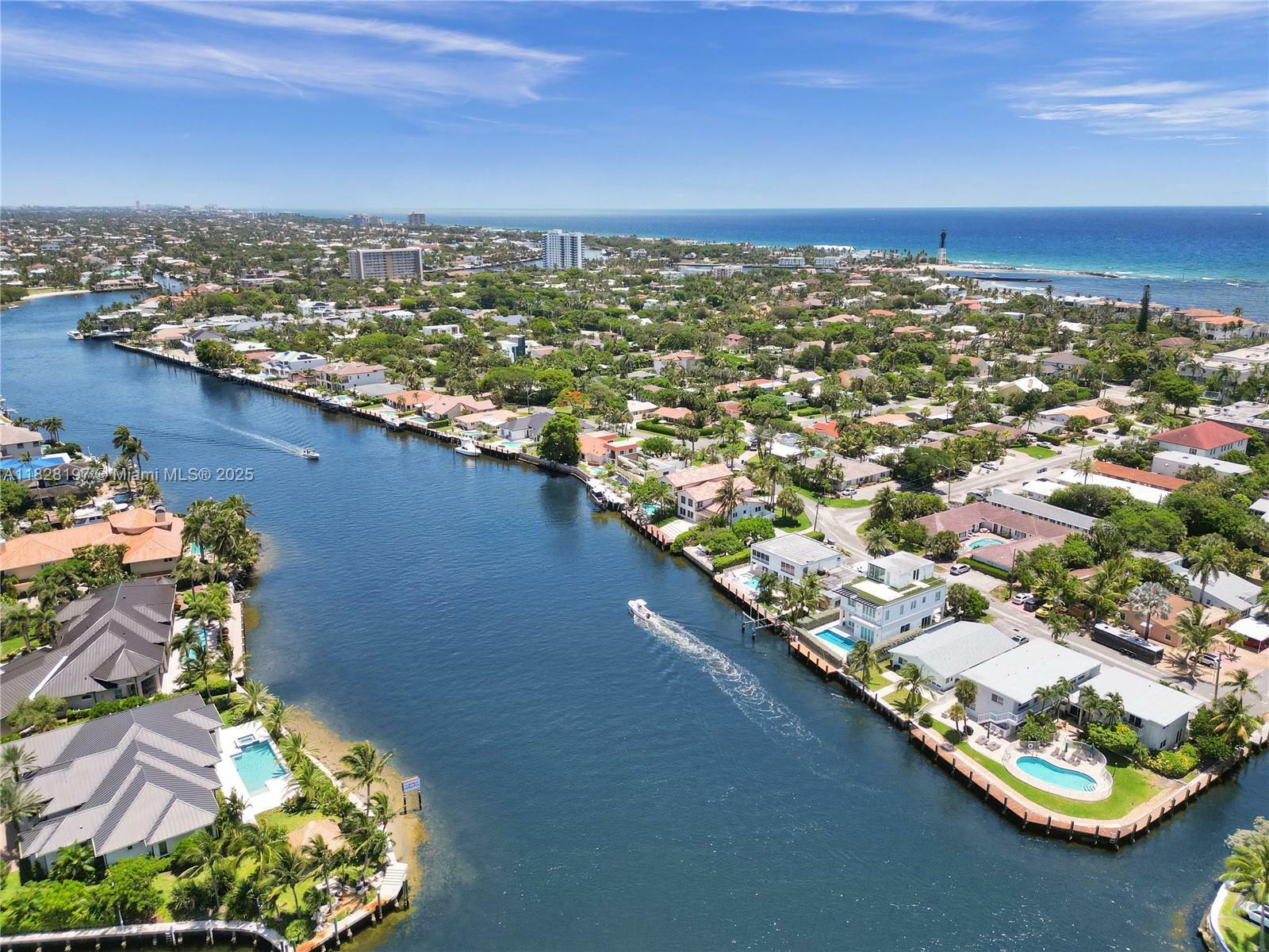 Property Photo: 1705 N Riverside Dr 1 FL 33062
