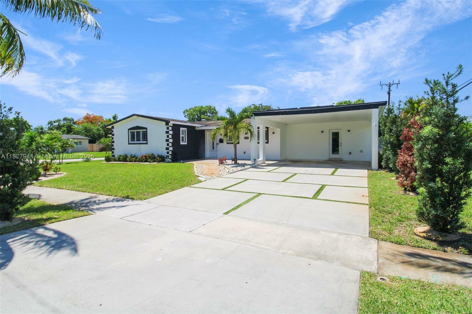 Property Photo: 7460 NW 1st Ct FL 33024