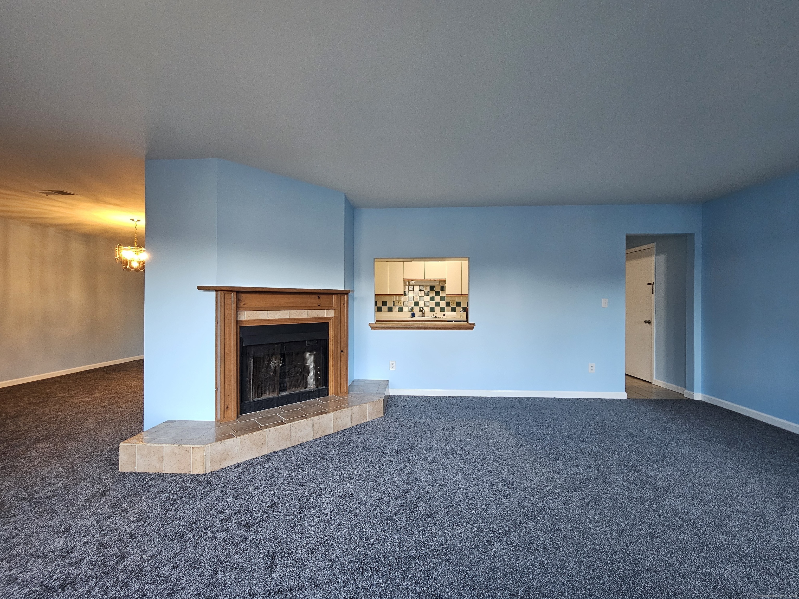 Property Photo:  19 Dixon Street S  CT 06460 