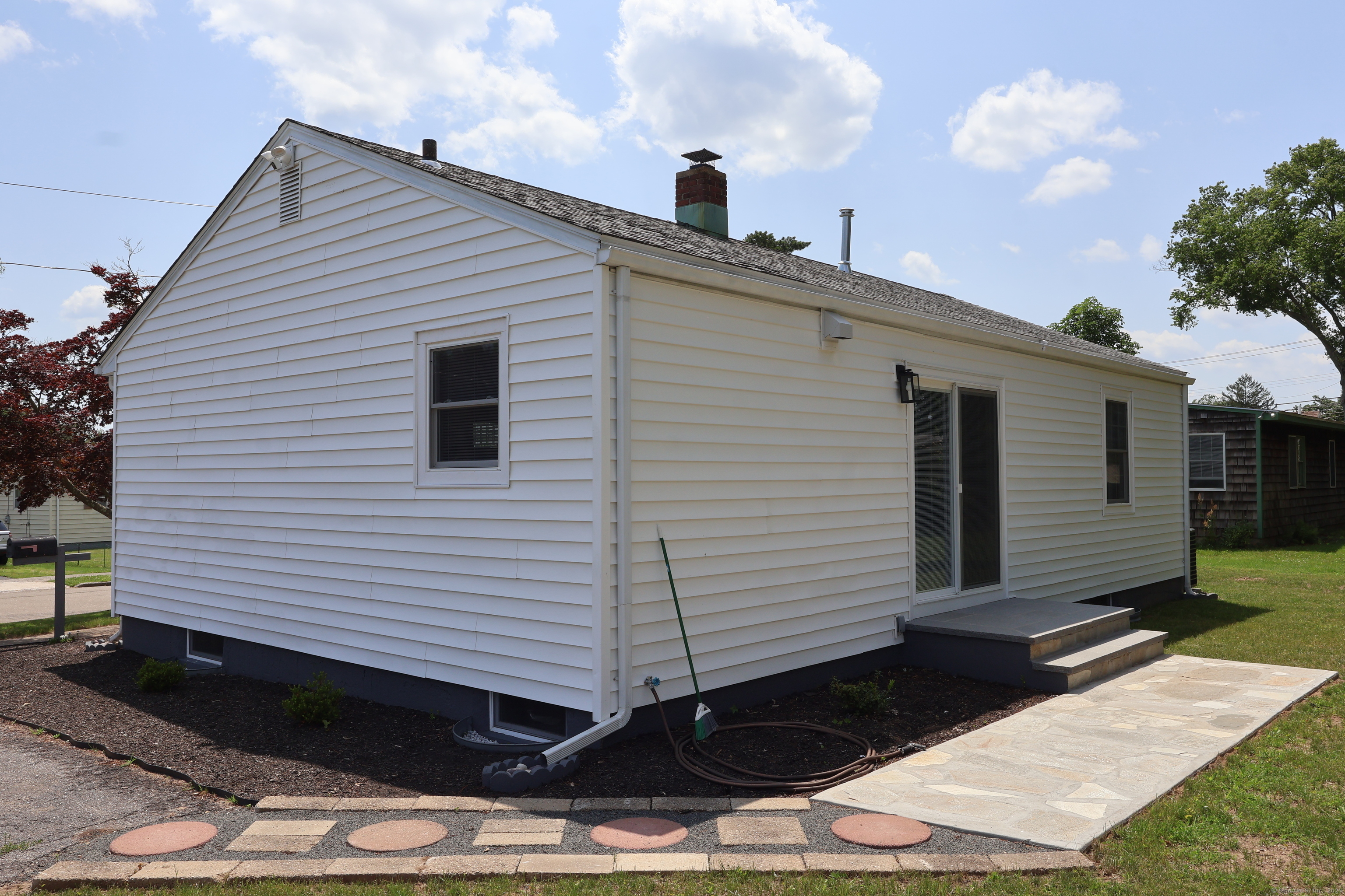 Property Photo: 26 Riverdale Road CT 06460