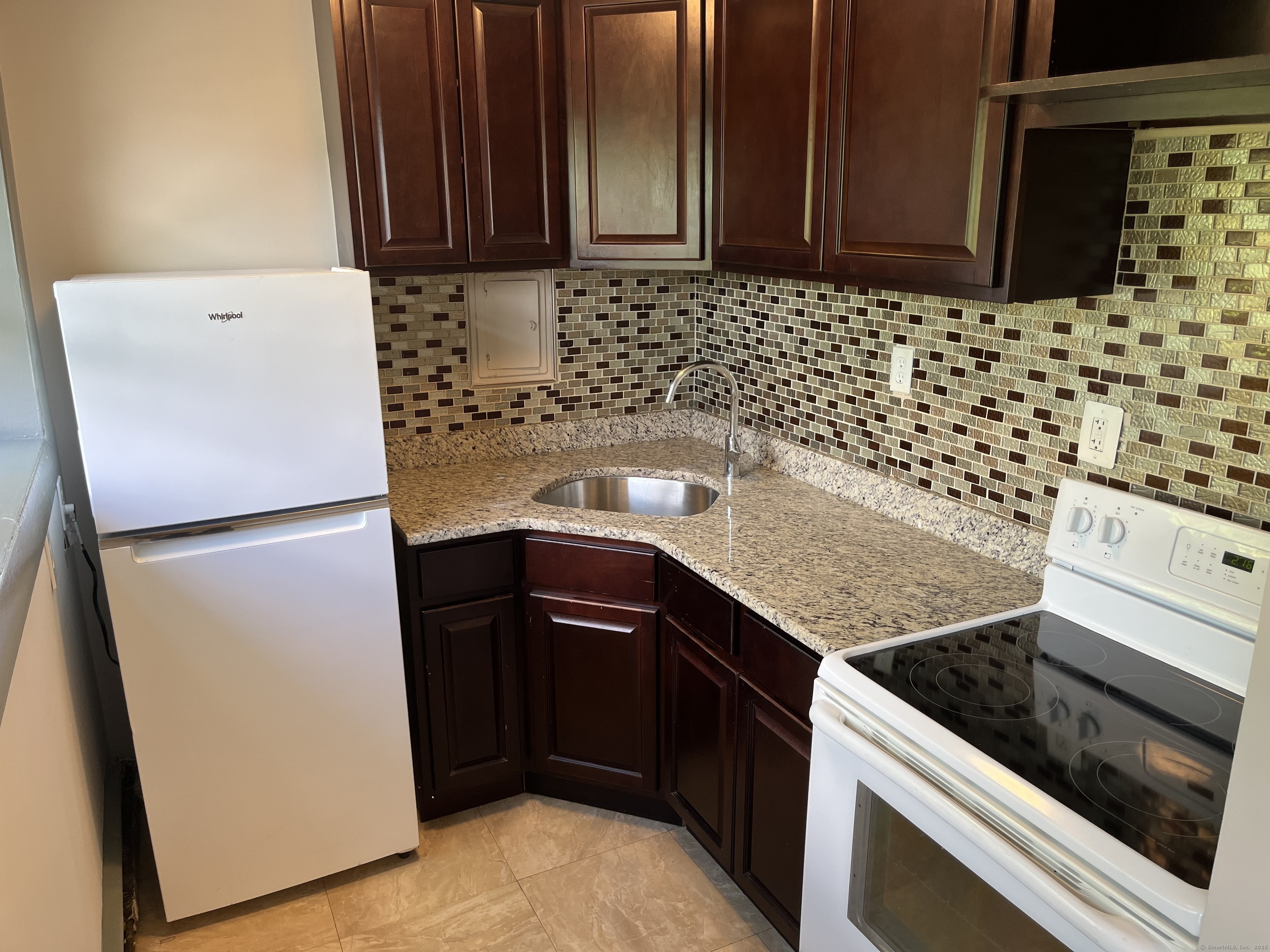 Property Photo: 32 Cook Avenue 306 CT 06451