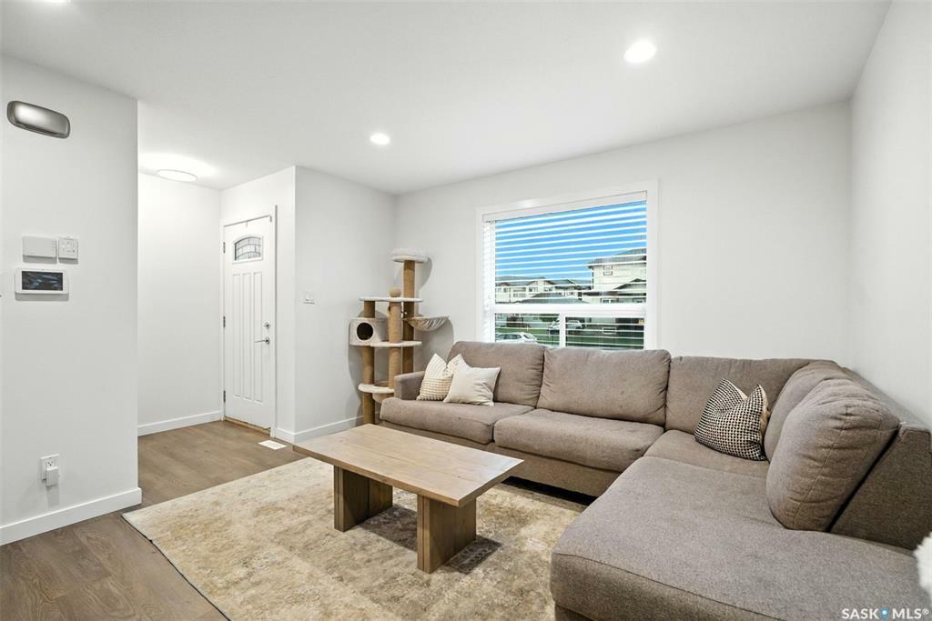 Property Photo: 3161 McClocklin Road SK S7R 0J1