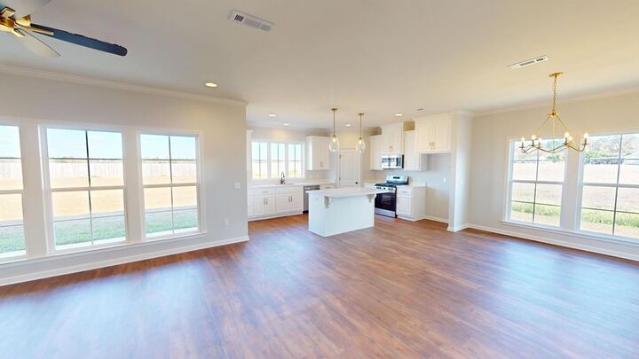 Property Photo:  668 Battles Rd  AL 36301 