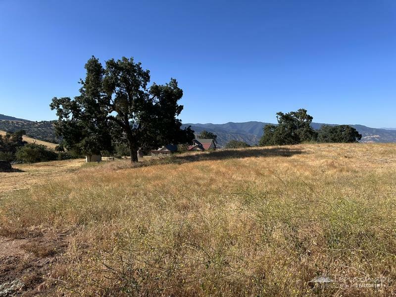 Property Photo: 30400 Horsethief Dr. CA 93561
