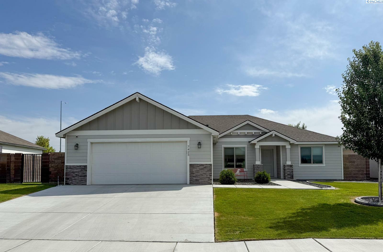 7425 Courtney Drive  Pasco WA 99301 photo
