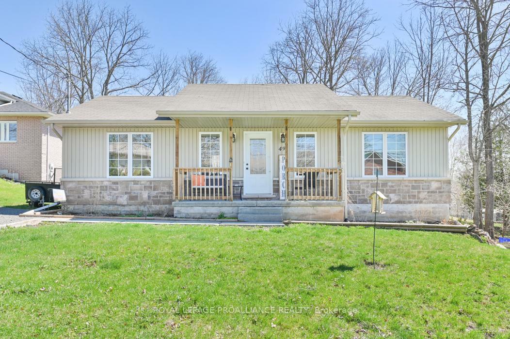 Property Photo:  49 Rollins Street  ON K0K 2K0 