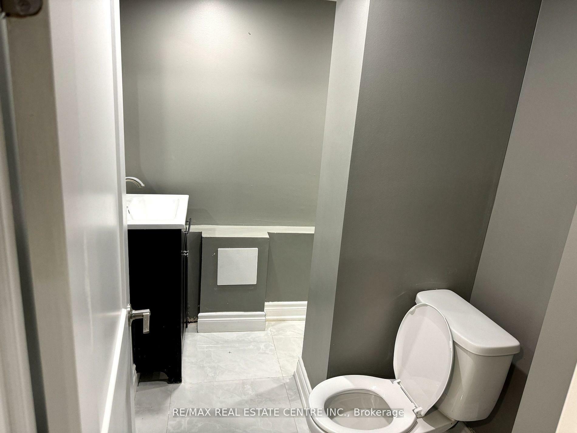 Property Photo: 45 Leeming (Bsmt) Street W ON L8L 5T4
