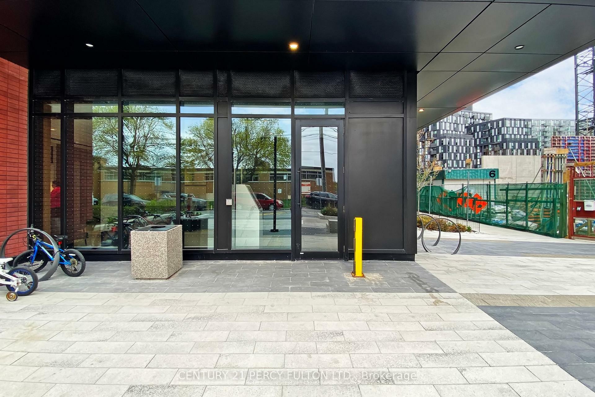 Property Photo: 8 Tippett Road 1305 ON M3H 0E7
