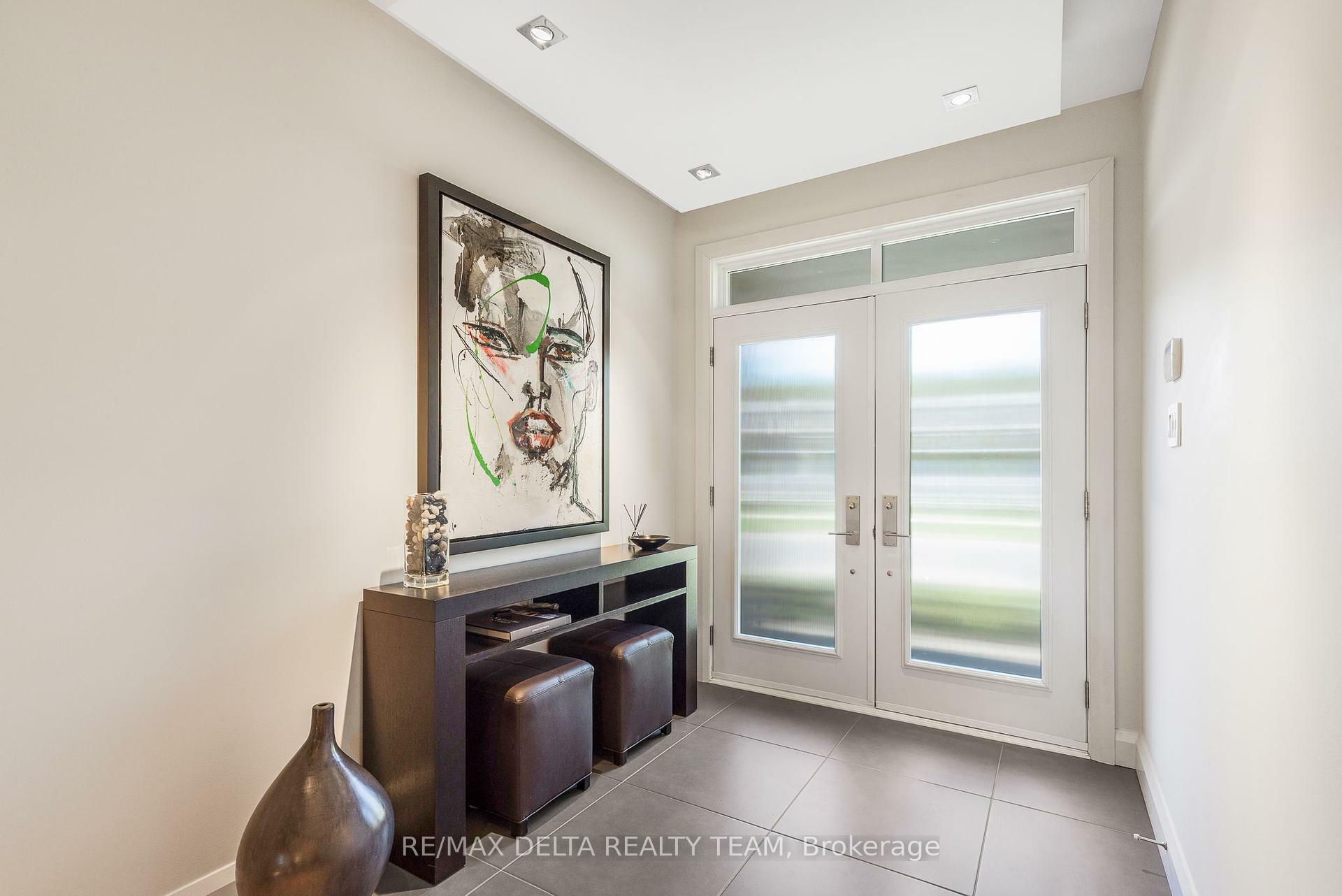 Property Photo: 1703 Des Sapins Gardens ON K1C 8E3