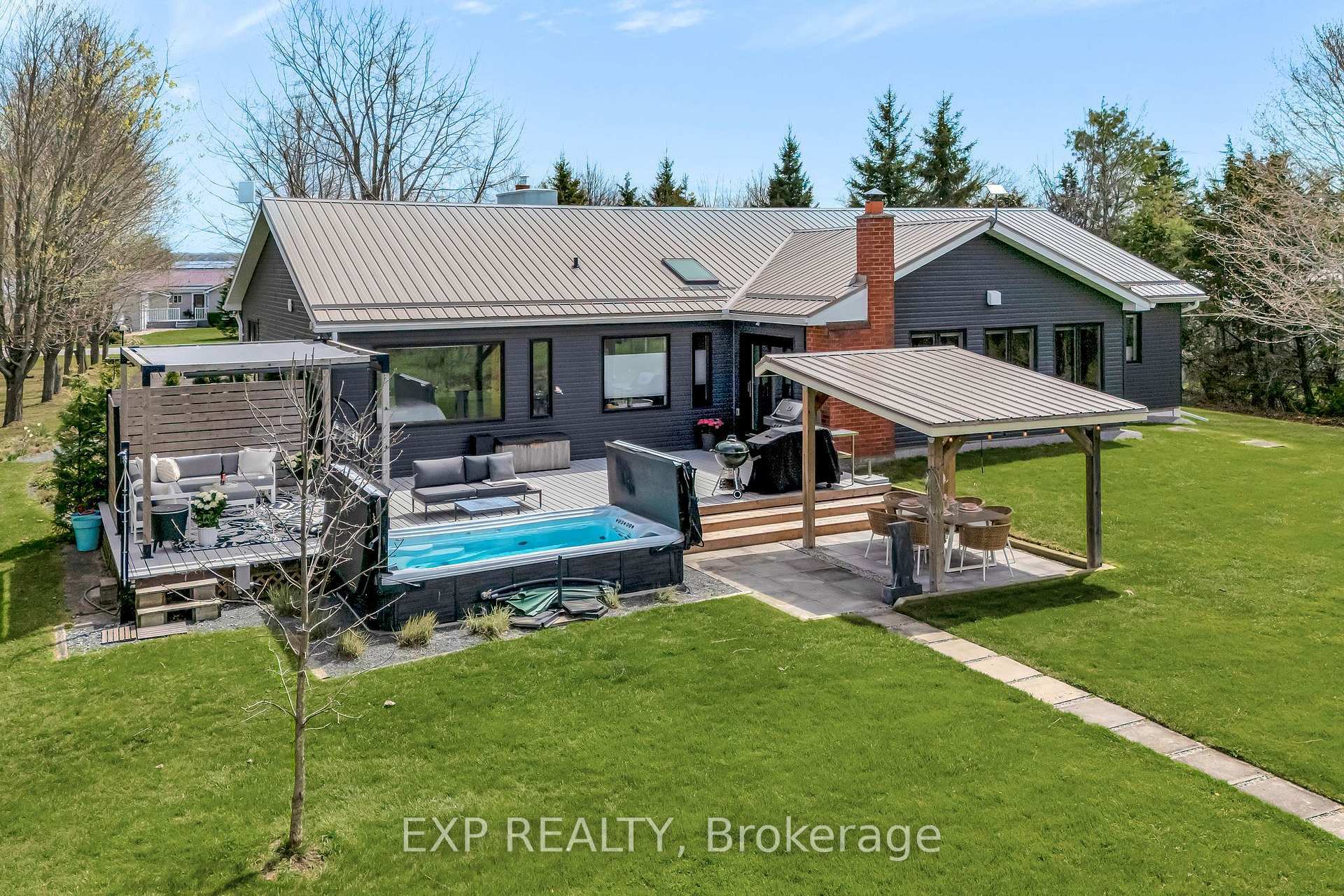 135 Hiscock Shores Road  Prince Edward County ON K0K 1L0 photo