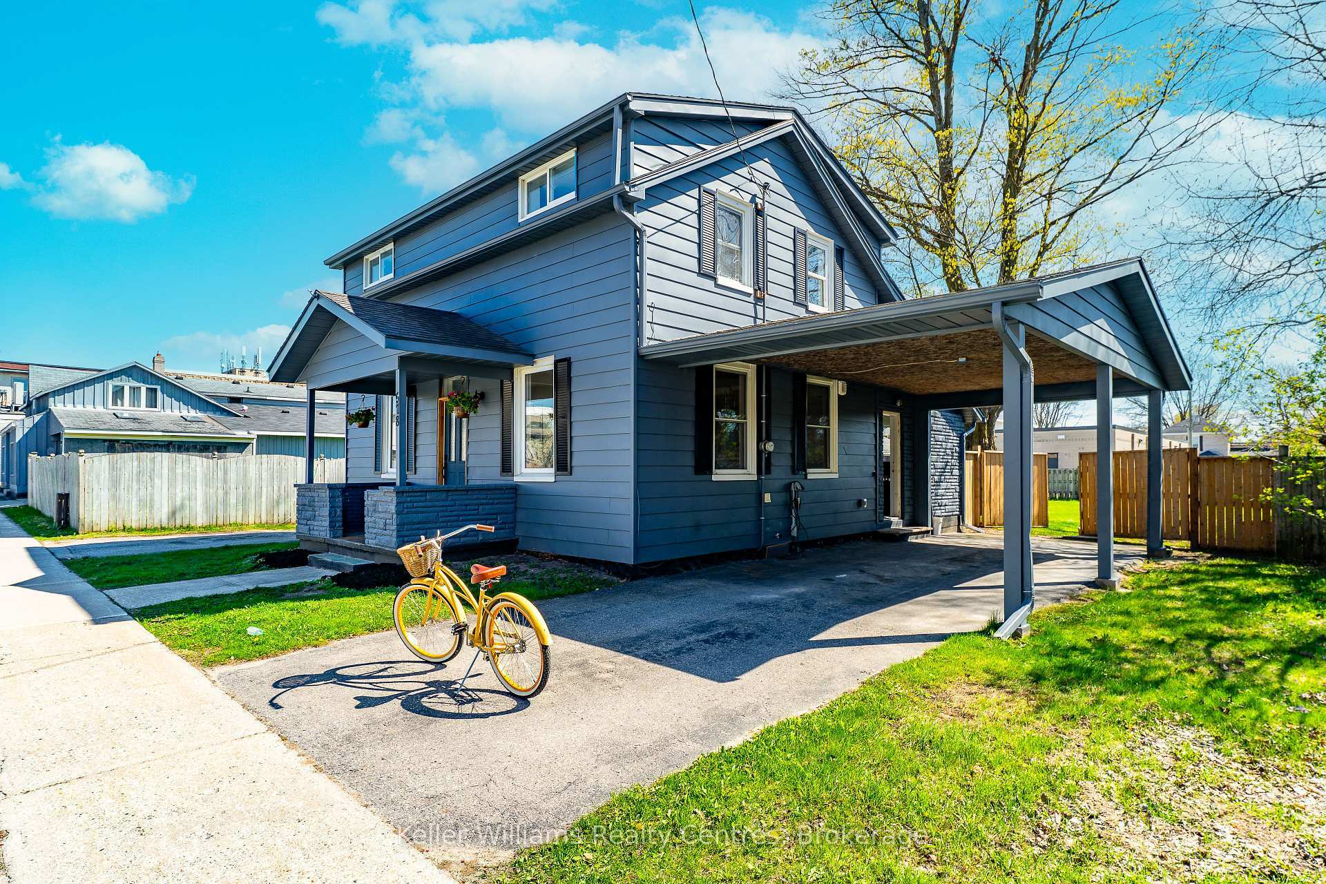 Property Photo: 578 Green Street ON N0H 2C0