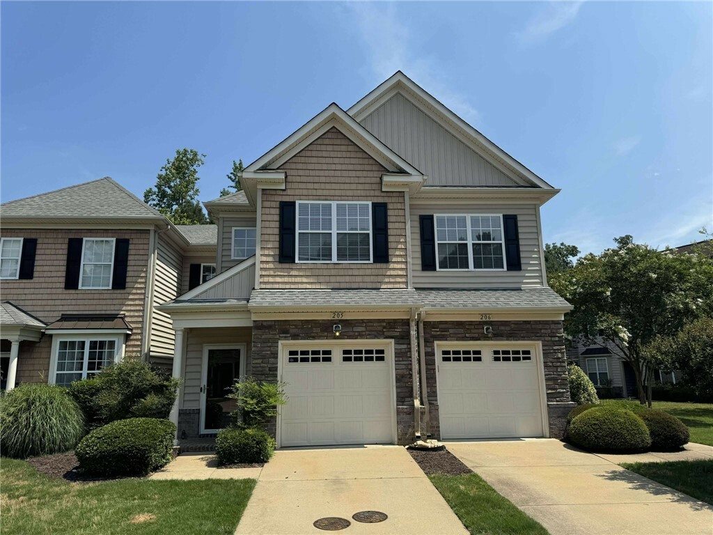 Property Photo: 205 Braemar Creek VA 23188