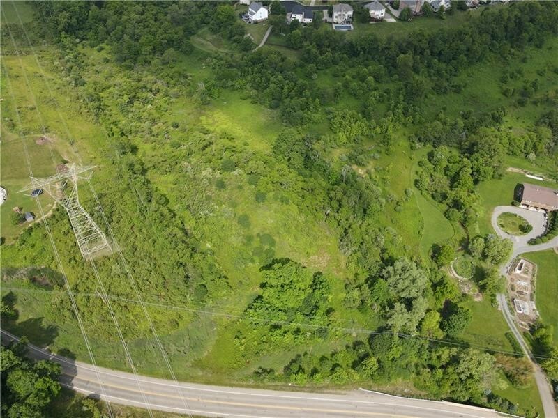 Property Photo:  7549 Franklin Rd  PA 16066 