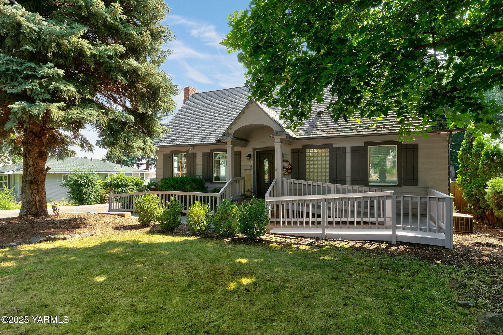 615 N 32nd Ave  Yakima WA 98902 photo