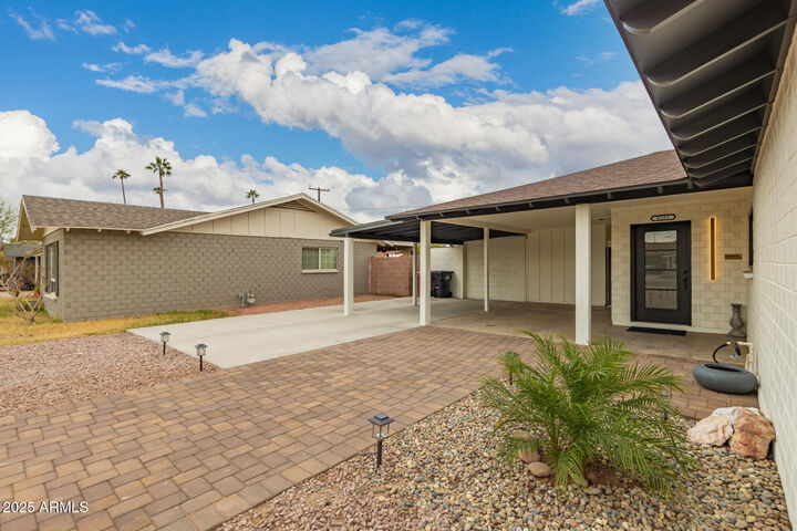 Property Photo: 8252 E Heatherbrae Avenue AZ 85251