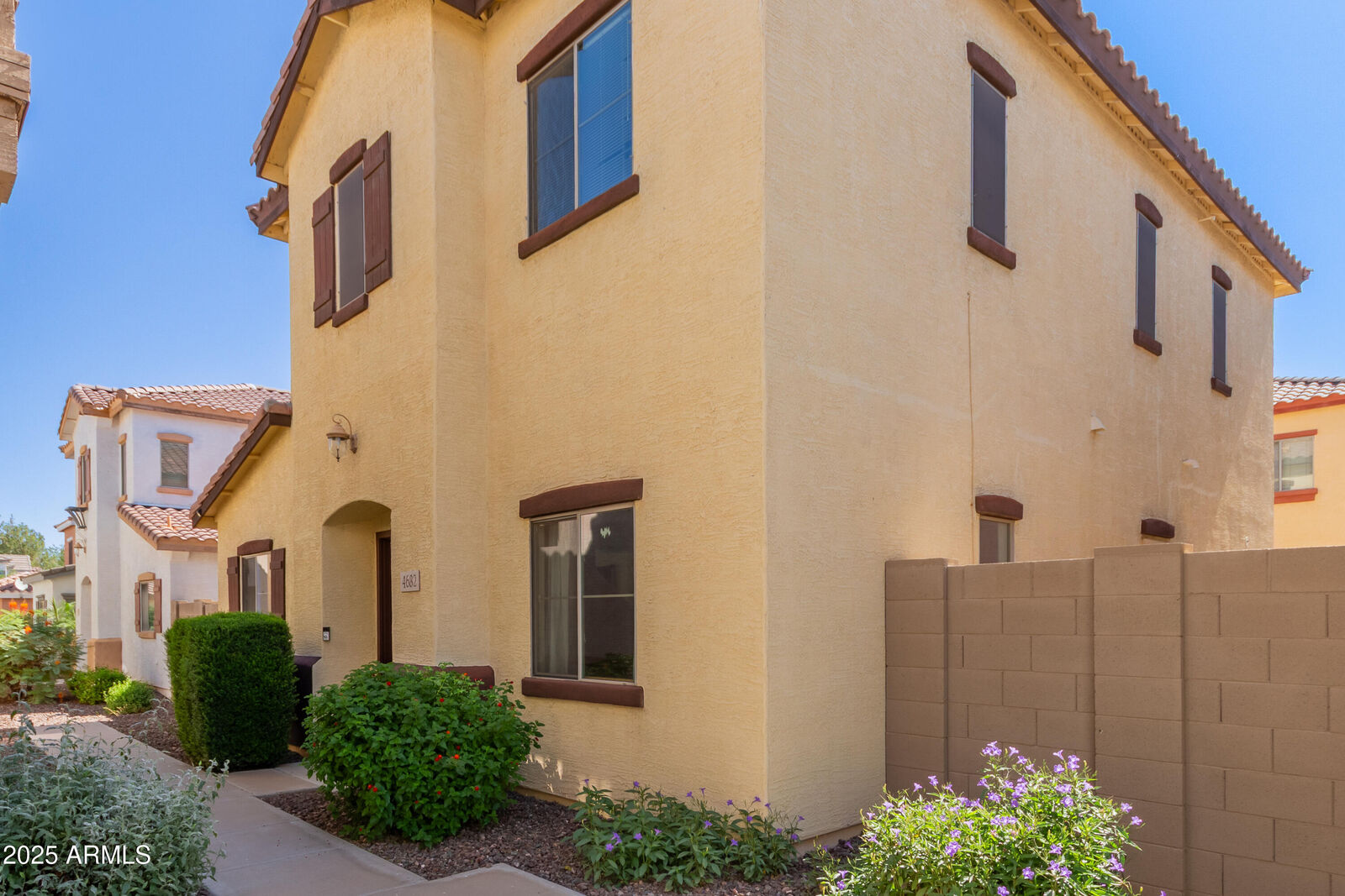 Property Photo: 4682 E Redfield Road AZ 85234