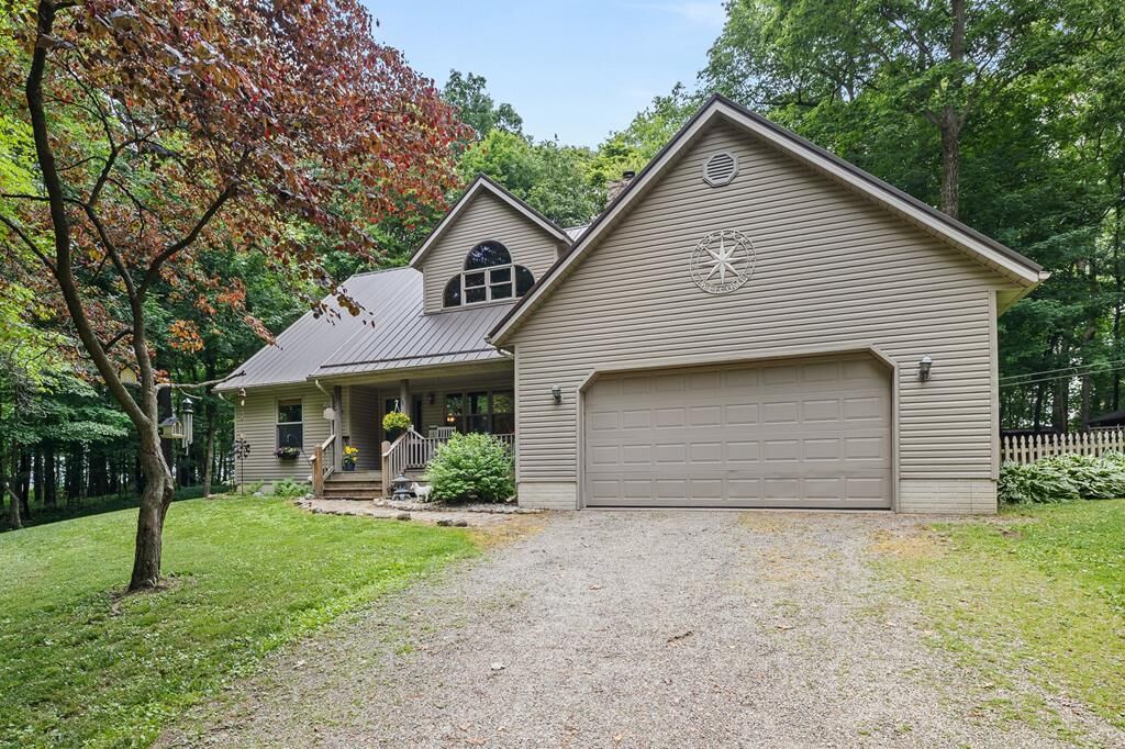 Property Photo: 2539 Twp Rd 687 OH 44842