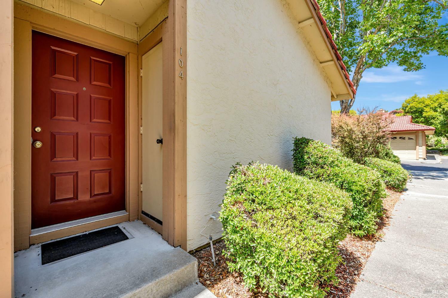 Property Photo:  104 Park Place Drive  CA 94954 