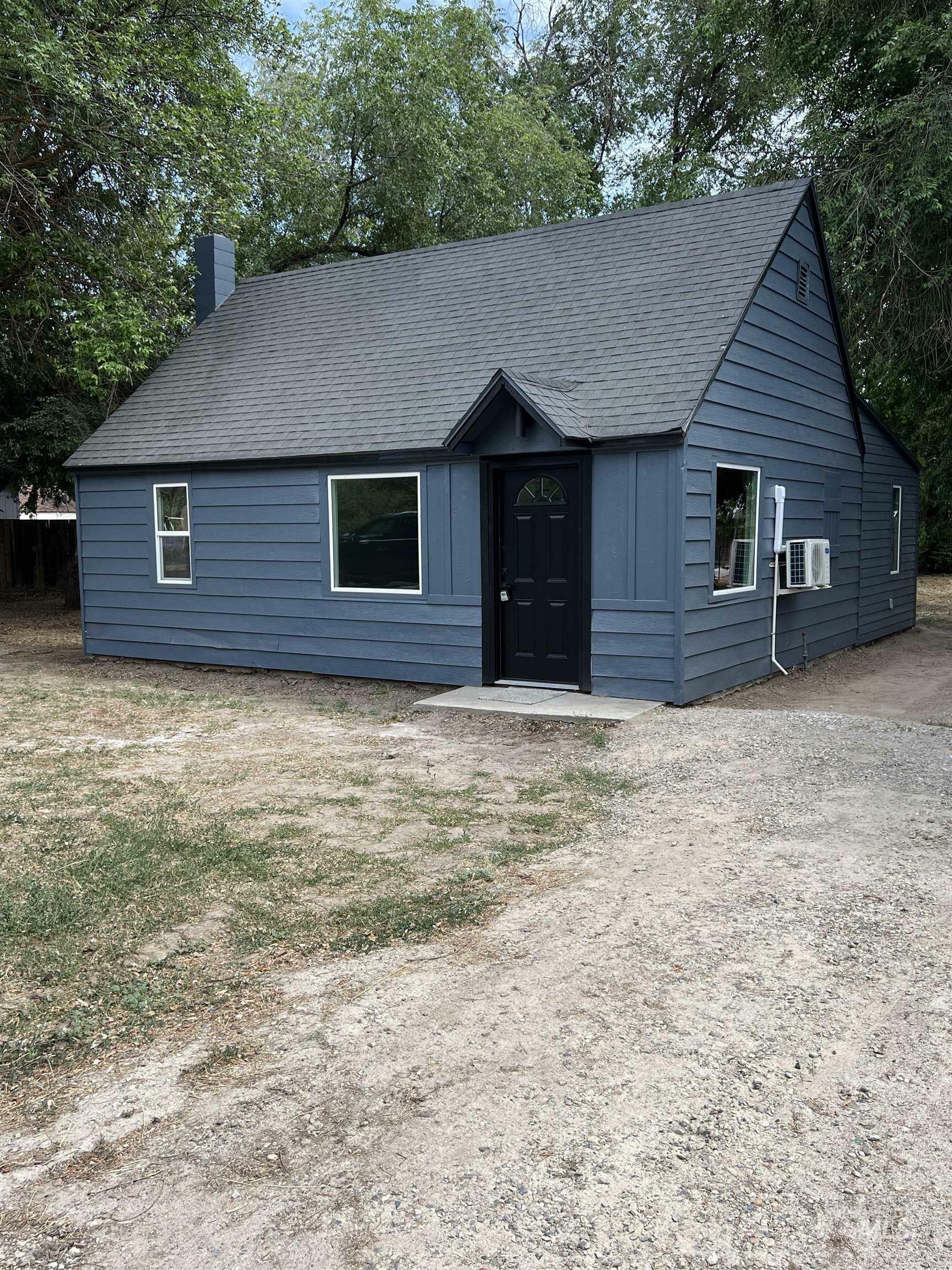 Property Photo: 956 8th Ave. N. ID 83661