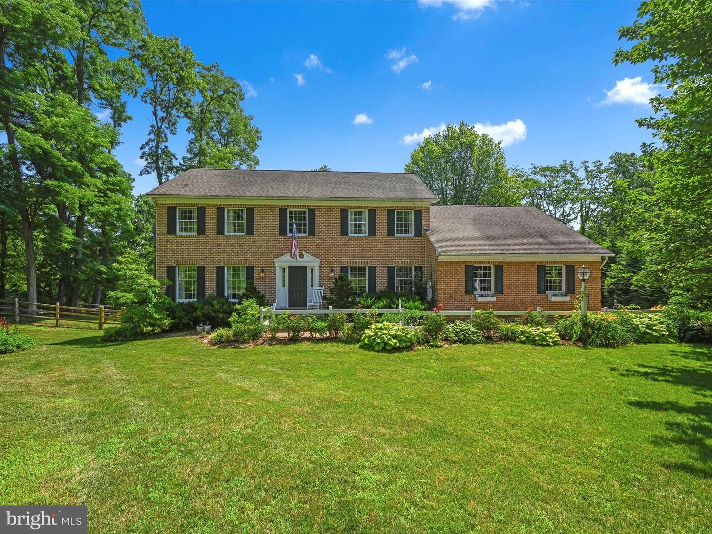 Property Photo:  9 Deerfield Road  PA 17603 