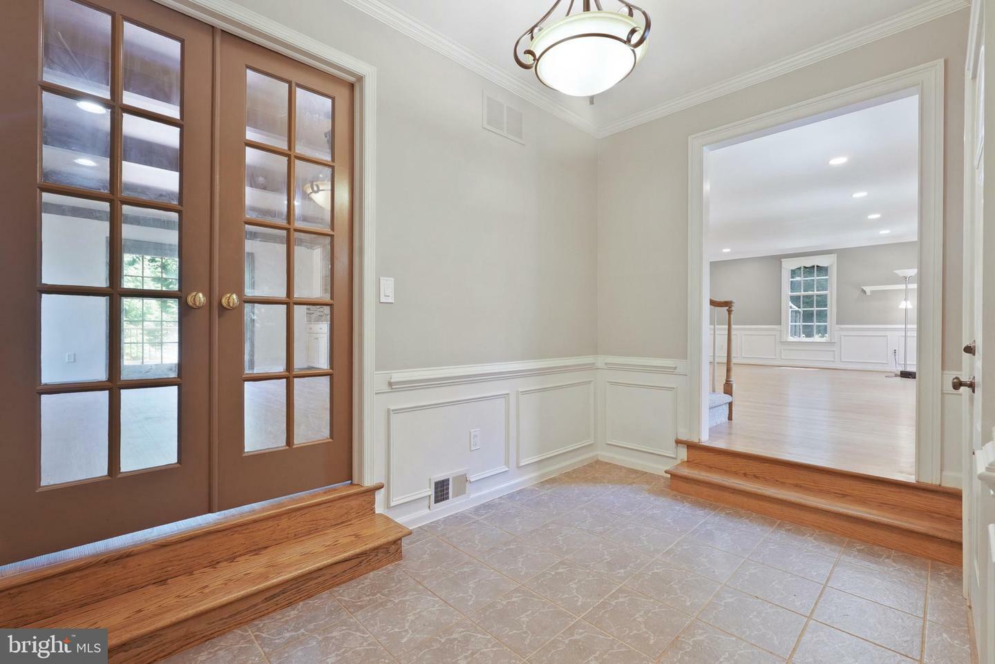 Property Photo: 10 Rooftree Road NJ 08003