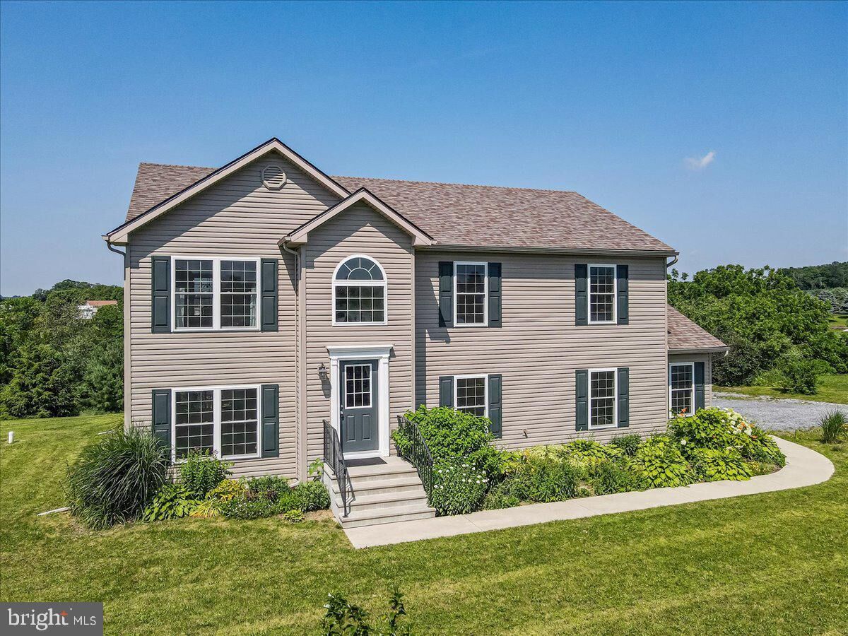 Property Photo: 5948 Valley View Court PA 18080