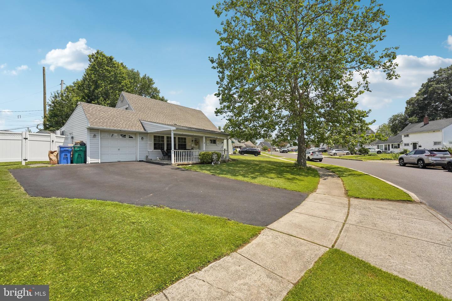 Property Photo: 28 Indian Red Road PA 19057