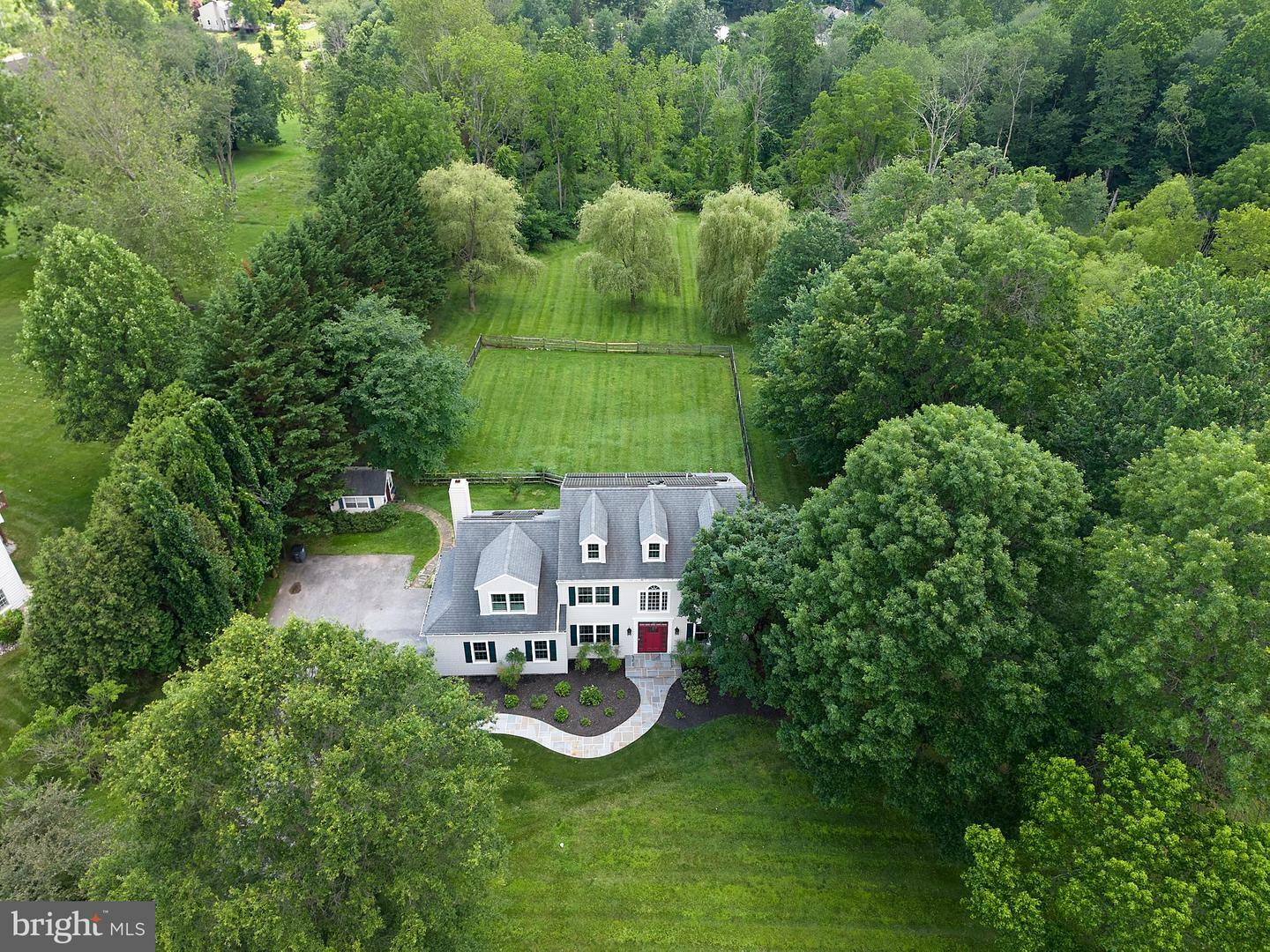 Property Photo: 5 Yarmouth Lane PA 19335