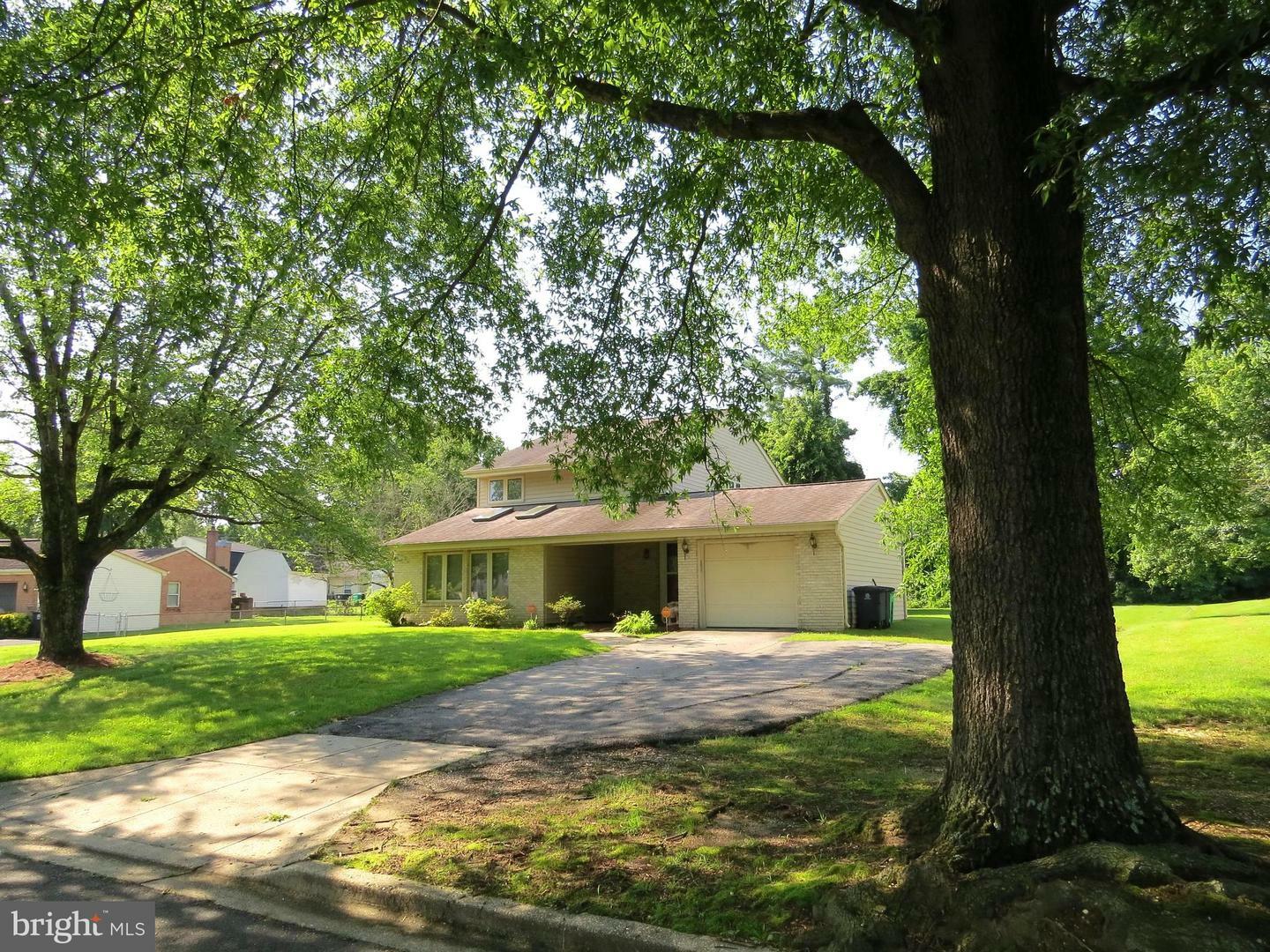 1208 Pickering Circle  Upper Marlboro MD 20774 photo