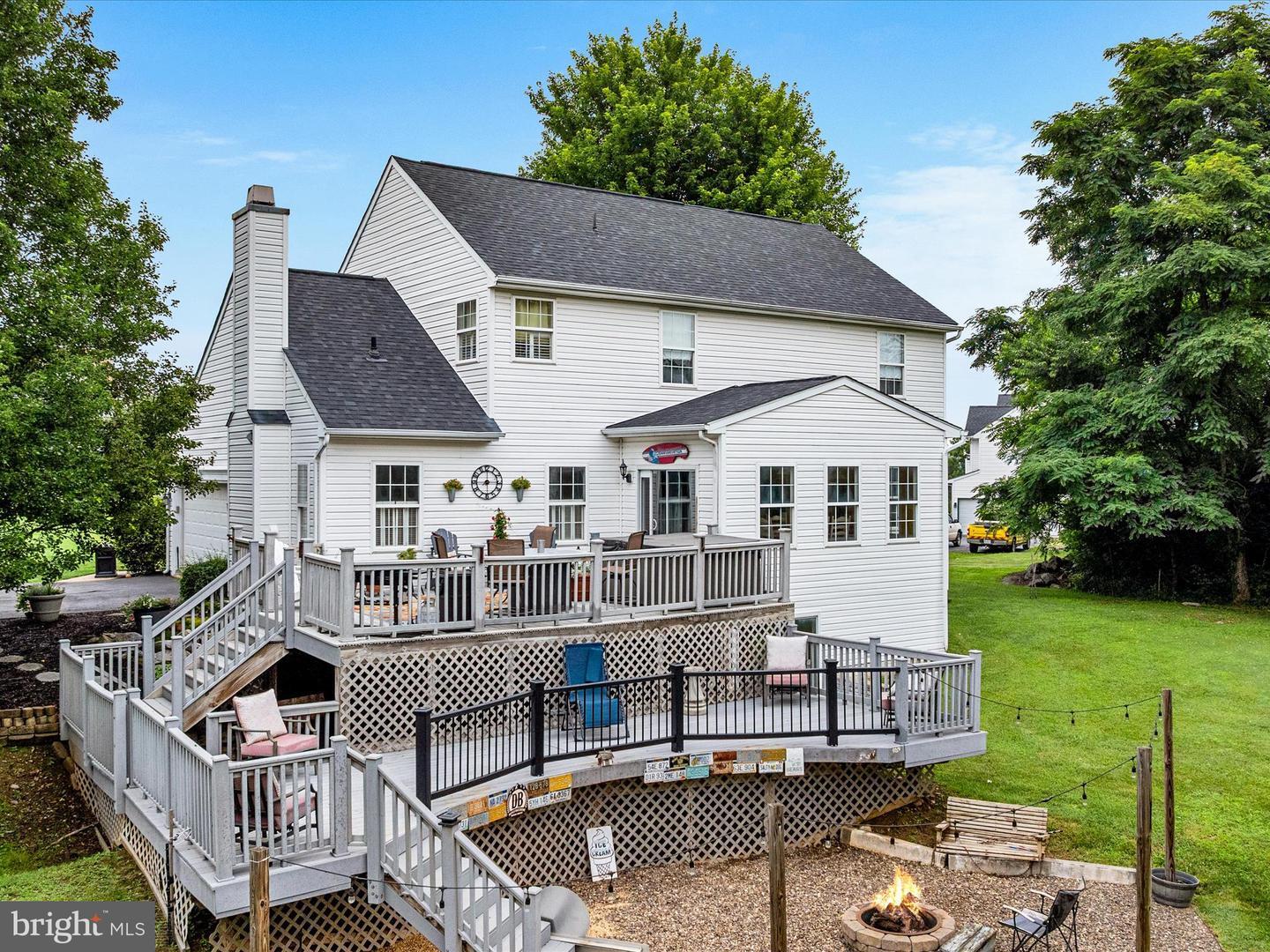 Property Photo: 326 Pinnacle Drive WV 25413