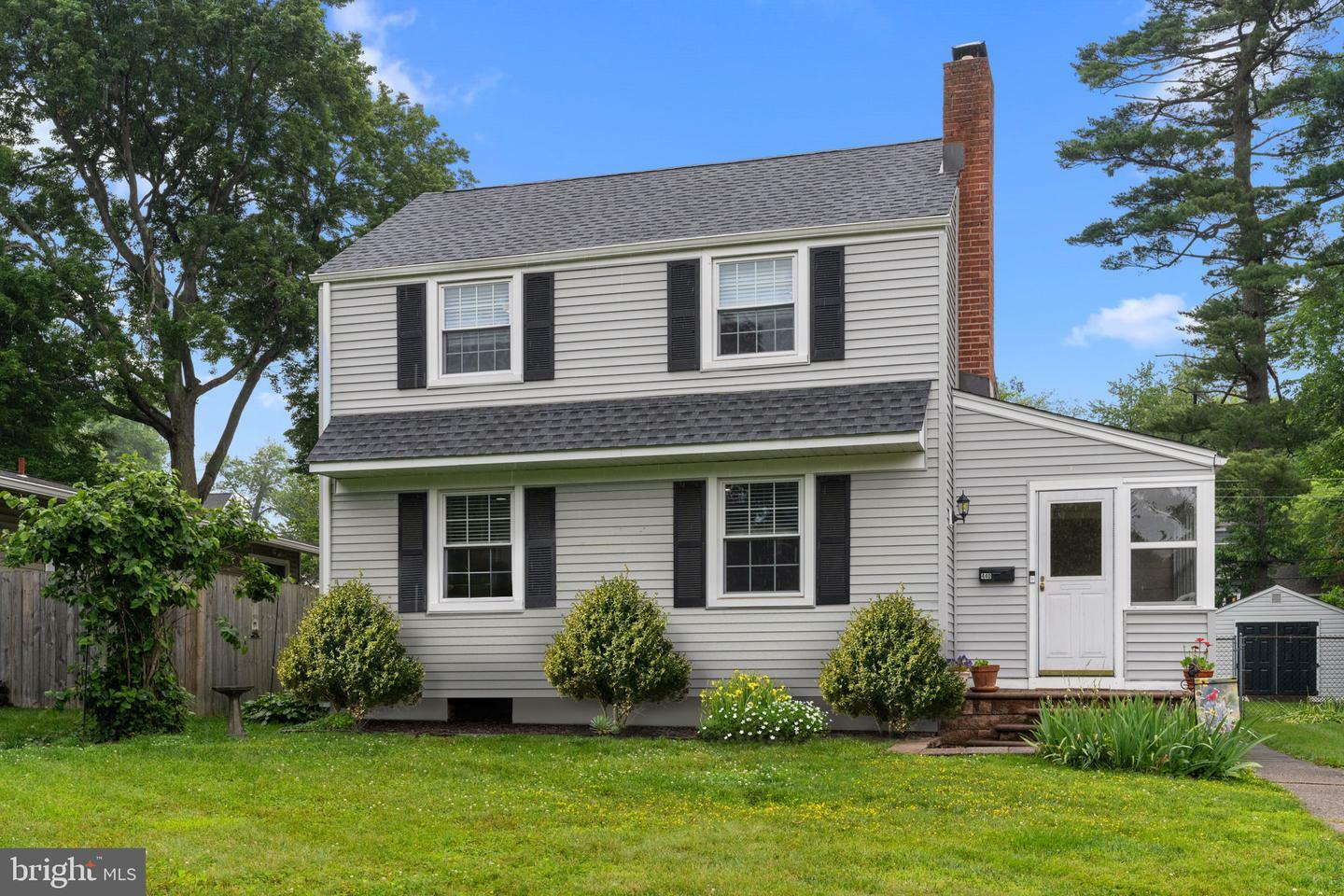 440 E Magnolia Drive  Morrisville PA 19067 photo