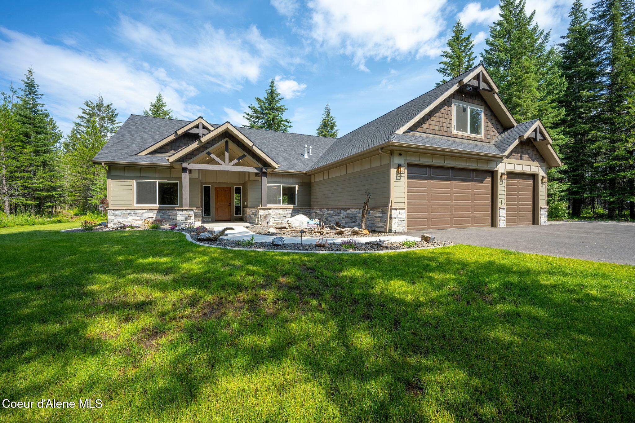Property Photo:  21315 N Eclipse Rd  ID 83858 