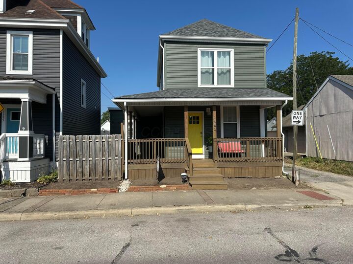 Property Photo:  1583 S 4th Street  OH 43207 