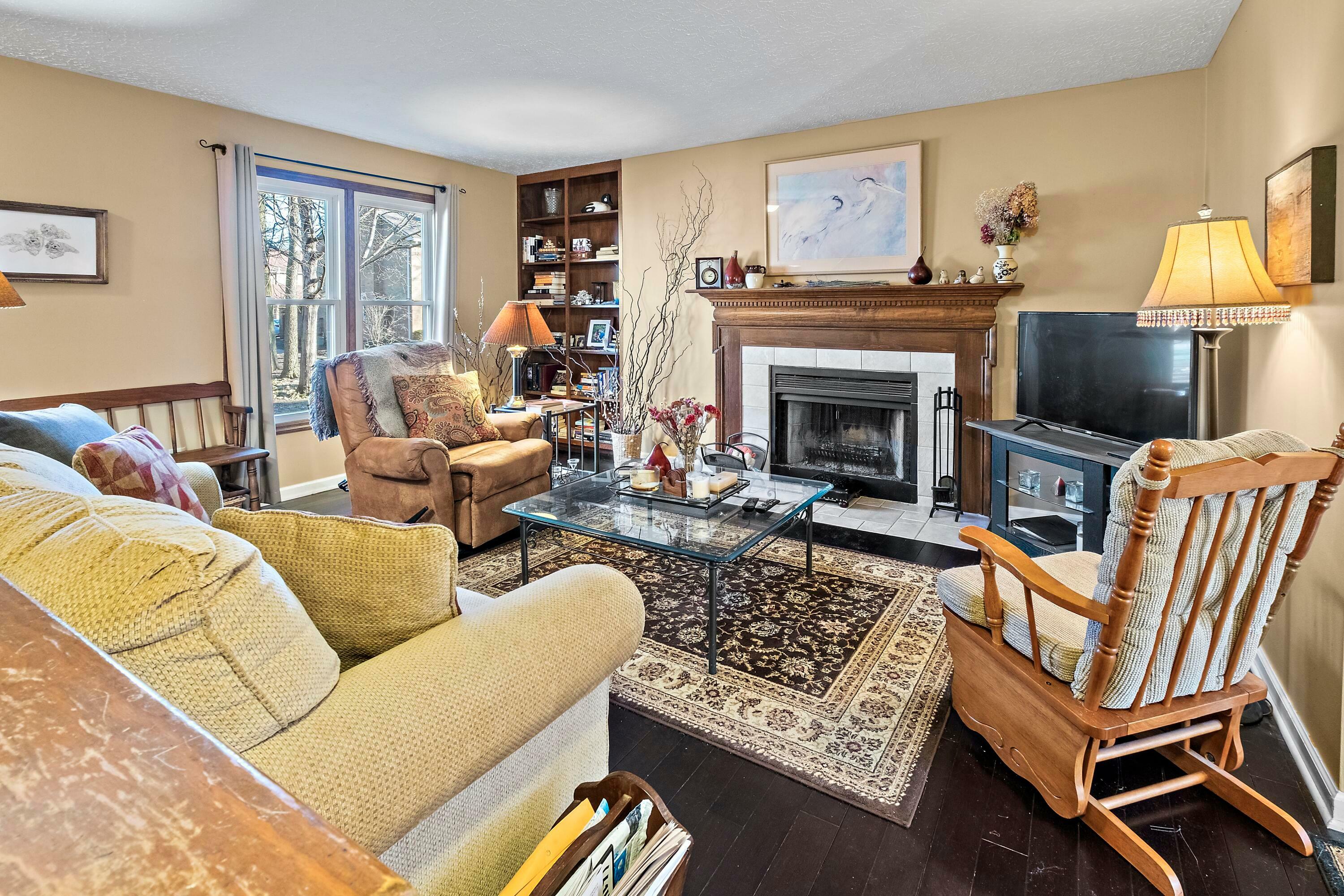 Property Photo: 5298 Bethel Woods Drive OH 43220