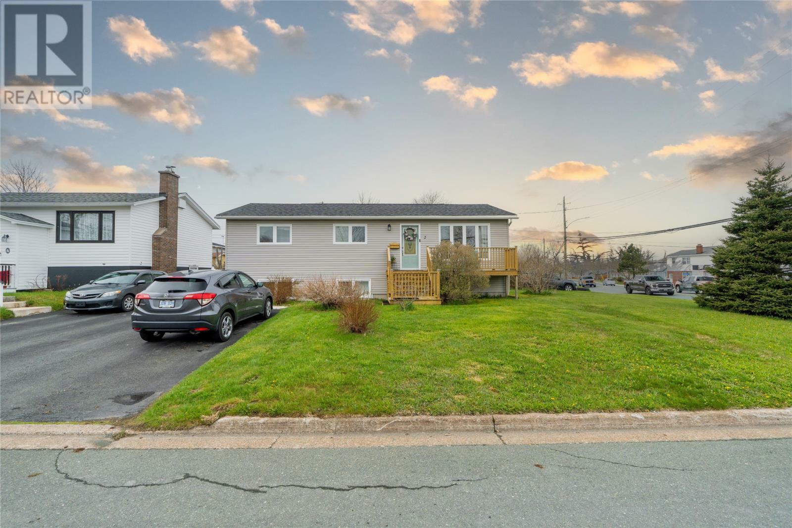 Photo de la propriété: 2 Pleasant Avenue NL A1N 1S3