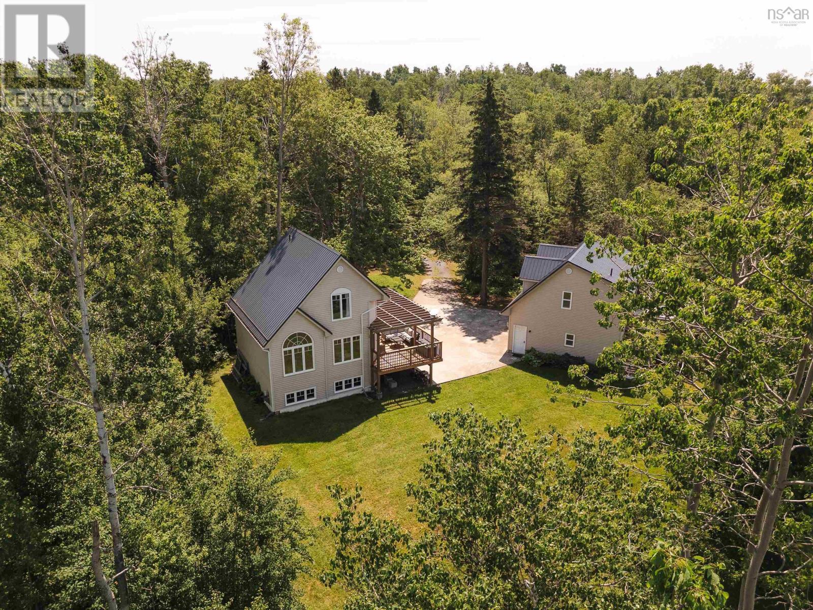 Property Photo: 19 Tidal Drive NS B0N 2A0