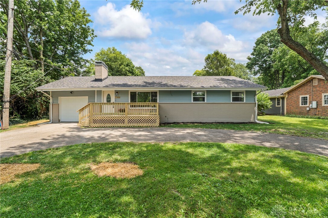 Property Photo: 1746 Grange Hall Road OH 45432